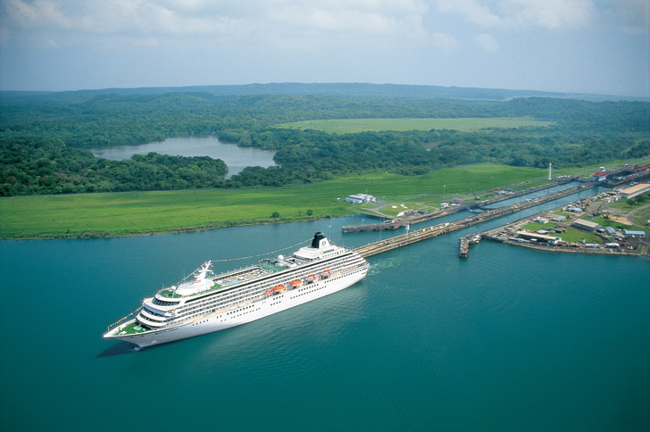 Russell Fields Pier, Panama